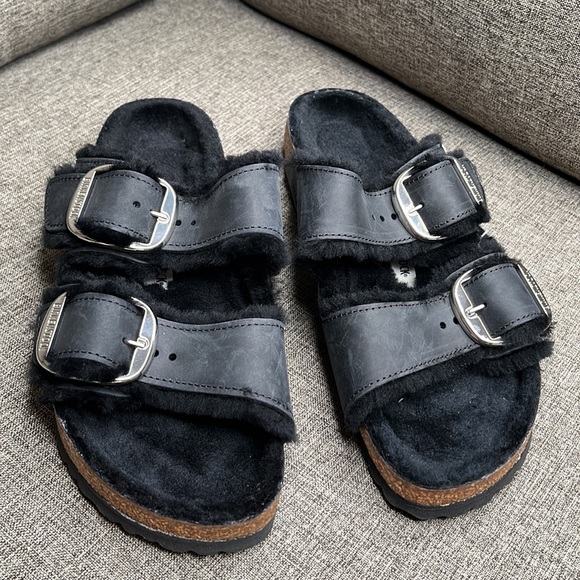 BIRKENSTOCK Arizona Big Buckle Shearling
Oiled Leather, SIZE 9-9.5US / 40EU 0422 - Picture 4 of 8